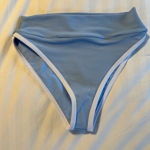 NWOT LainSnow Size L Carolina Blue swimsuit bottoms
